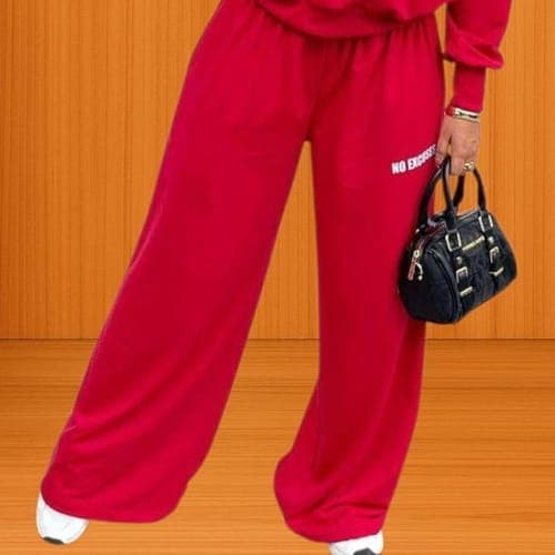 Conjunto deportivo rojo